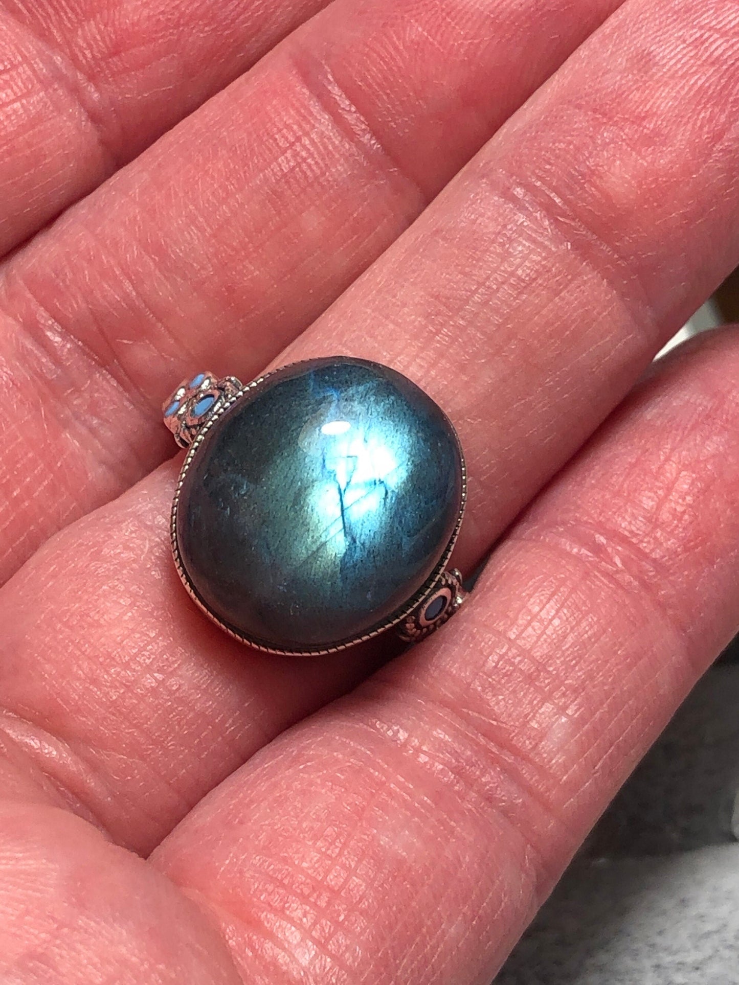 Chunky Oval Labradorite Ring with Blue Flash • 925 Sterling Silver • Adjustable • Gift Box