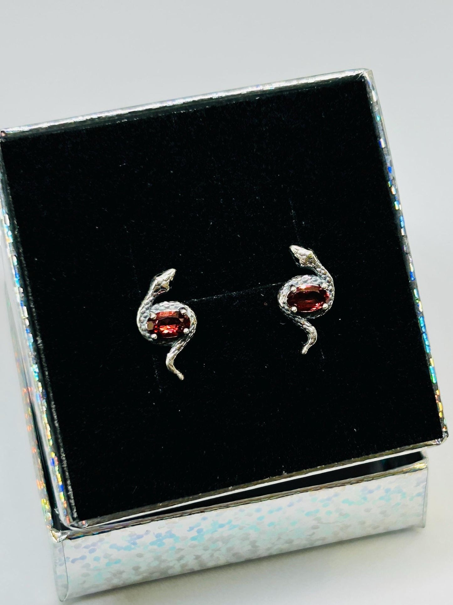 Snake Stud Earrings with Faceted Garnet Gemstones • 925 Sterling Silver • Gift Box
