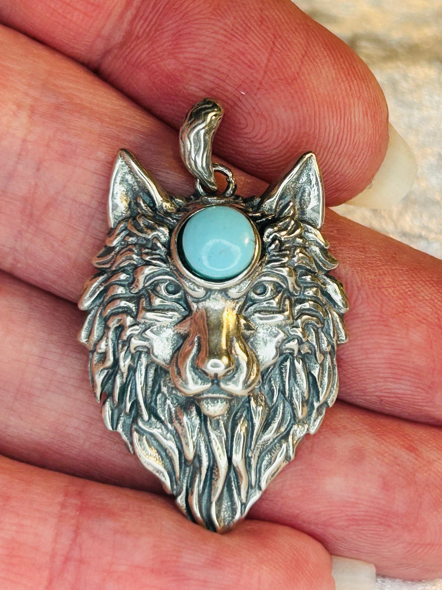 Turquoise Wolf Head Pendant in 925 Sterling Silver - Shaman Jewellery Celtic Dragon Jewellery