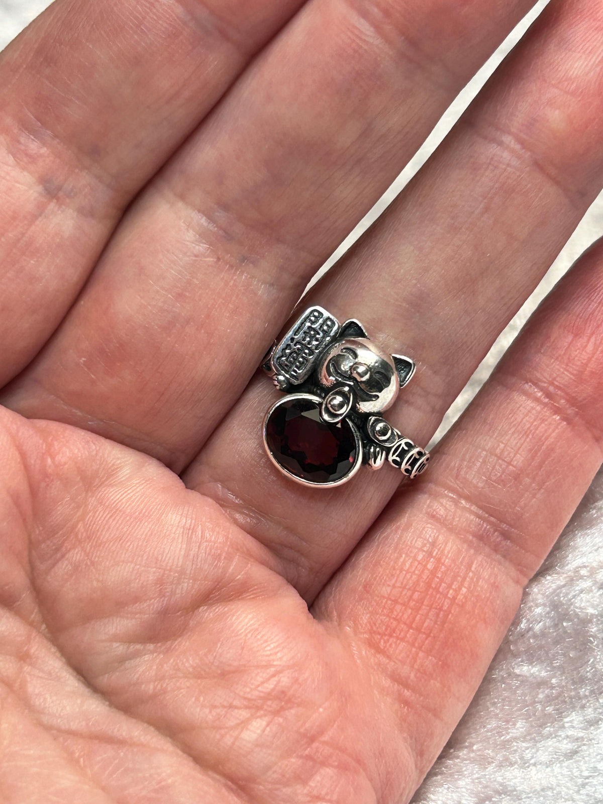 Waving Cat Ring with Red Garnet in 925 Sterling Silver - Adjustable Fortune Cat Jewellery Celtic Dragon Jewellery