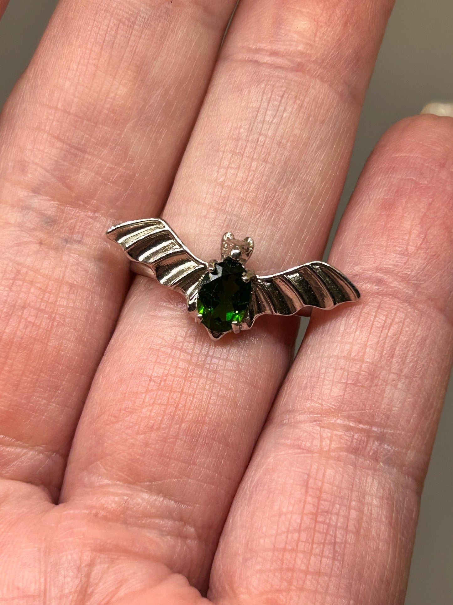 Sterling Silver Bat Ring: Faceted Diopside Gemstone, Adjustable Band