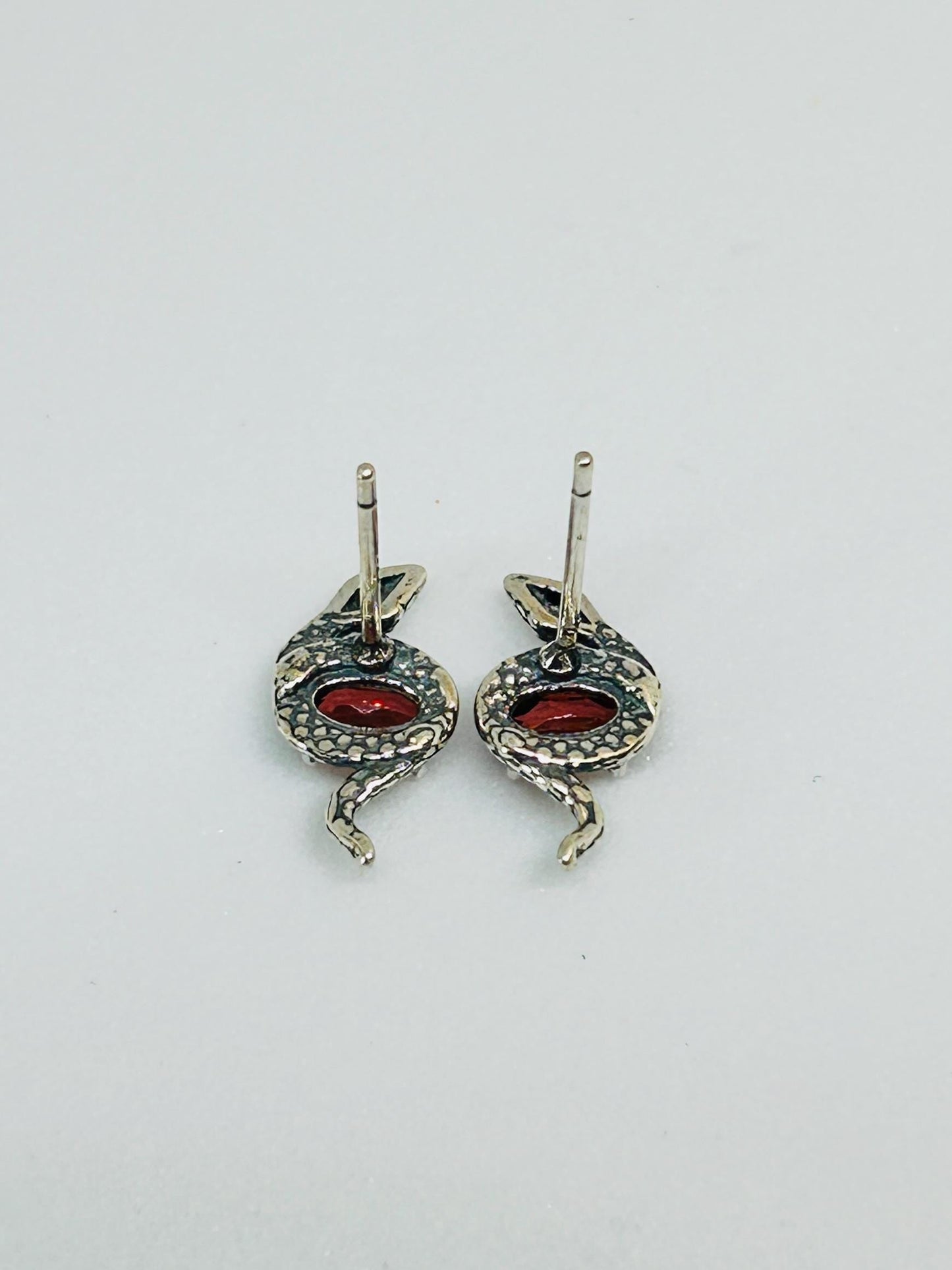 Snake Stud Earrings with Faceted Garnet Gemstones • 925 Sterling Silver • Gift Box