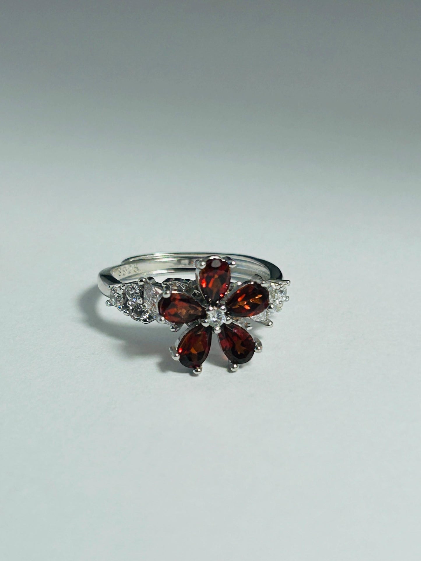 Floral Fidget Spinner Ring with Garnet Gemstone • 925 Sterling Silver • Adjustable • Gift box
