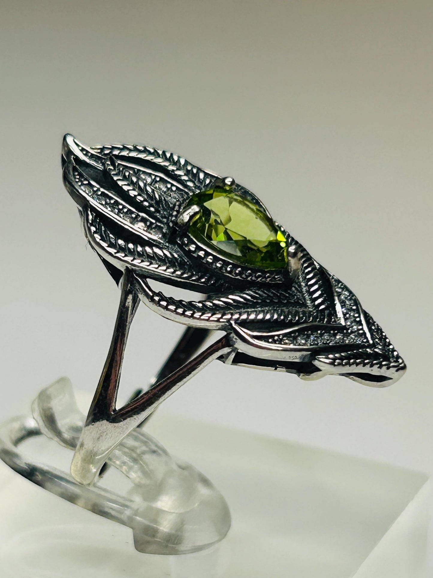 925 Silver Feather Ring • Peacock Feather with Peridot Gemstone • CZ Accents • Adjustable • Giftbox