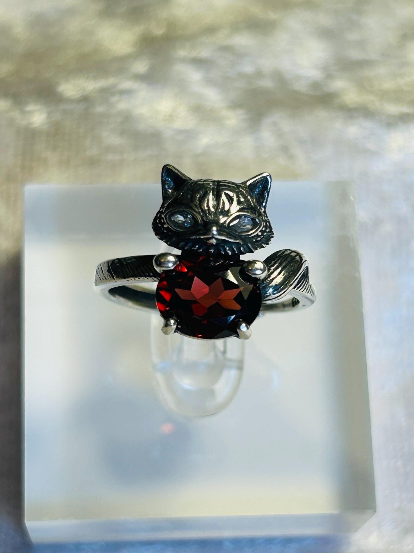 Fox Ring with Garnet Gemstone • 925 Sterling Silver • Adjustable • Gift Box