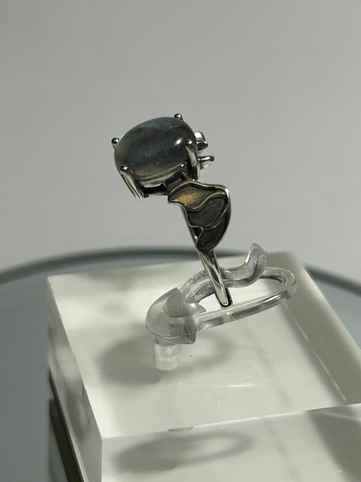 Labradorite Bat Ring: Adjustable 925 Sterling Silver Gemstone - Halloween Theme