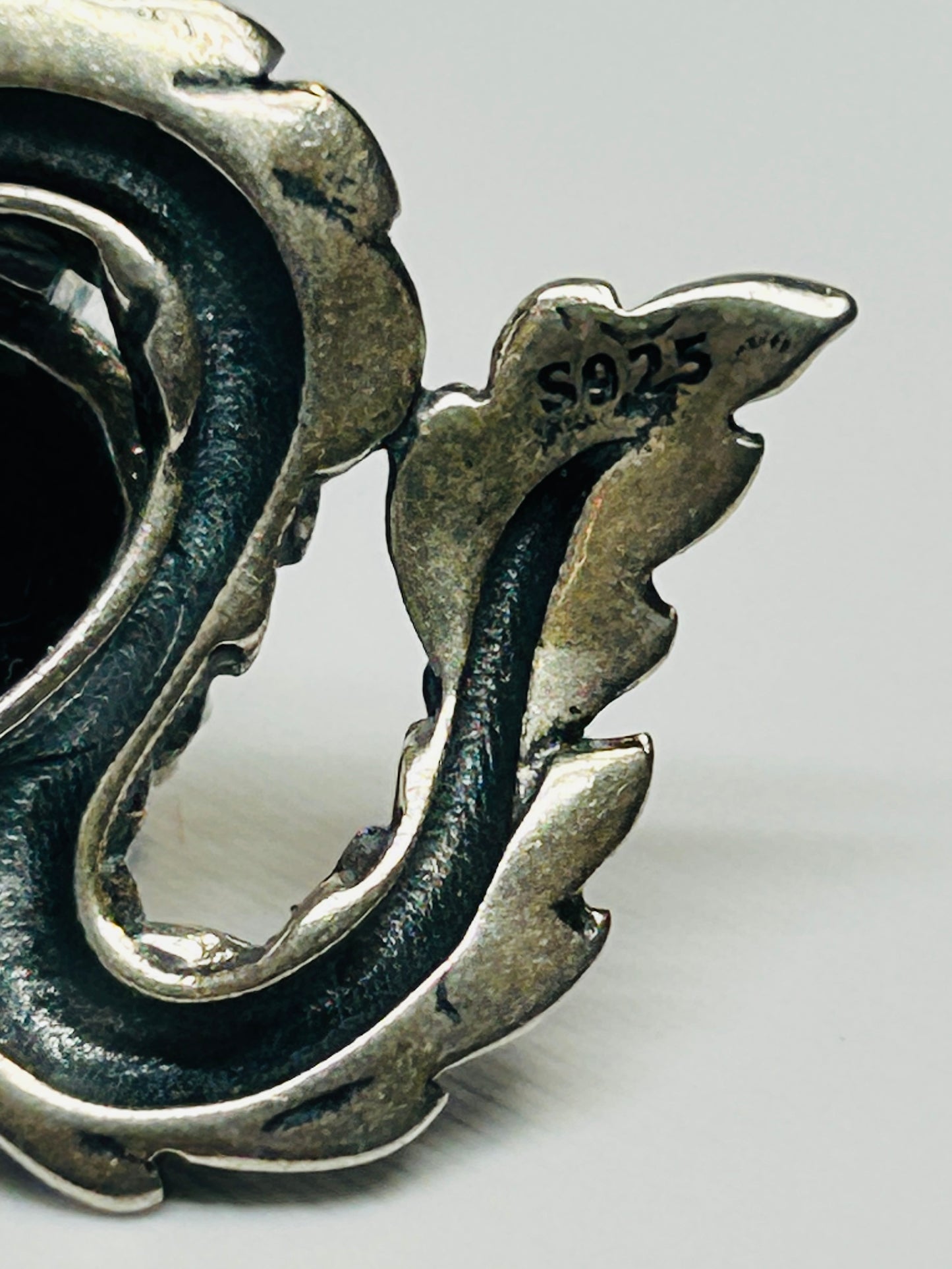 Dragon Pendant with Obsidian in 925 Sterling Silver - Aged Dark Fantasy Mythical Creature Amulet Celtic Dragon Jewellery