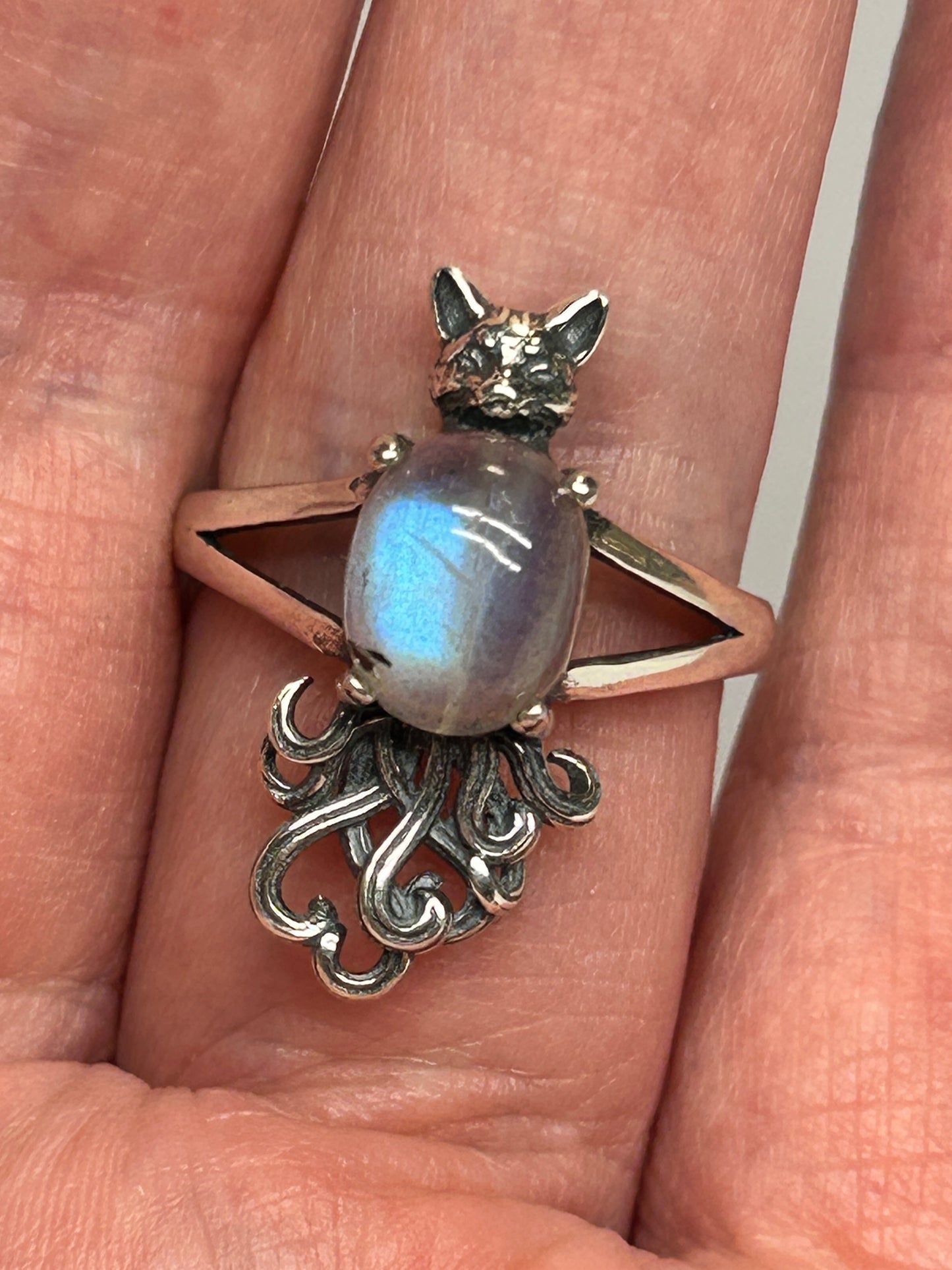 Nine-Tailed Fox Ring with Labradorite - Adjustable 925 Sterling Silver Kitsune Fantasy Jewellery