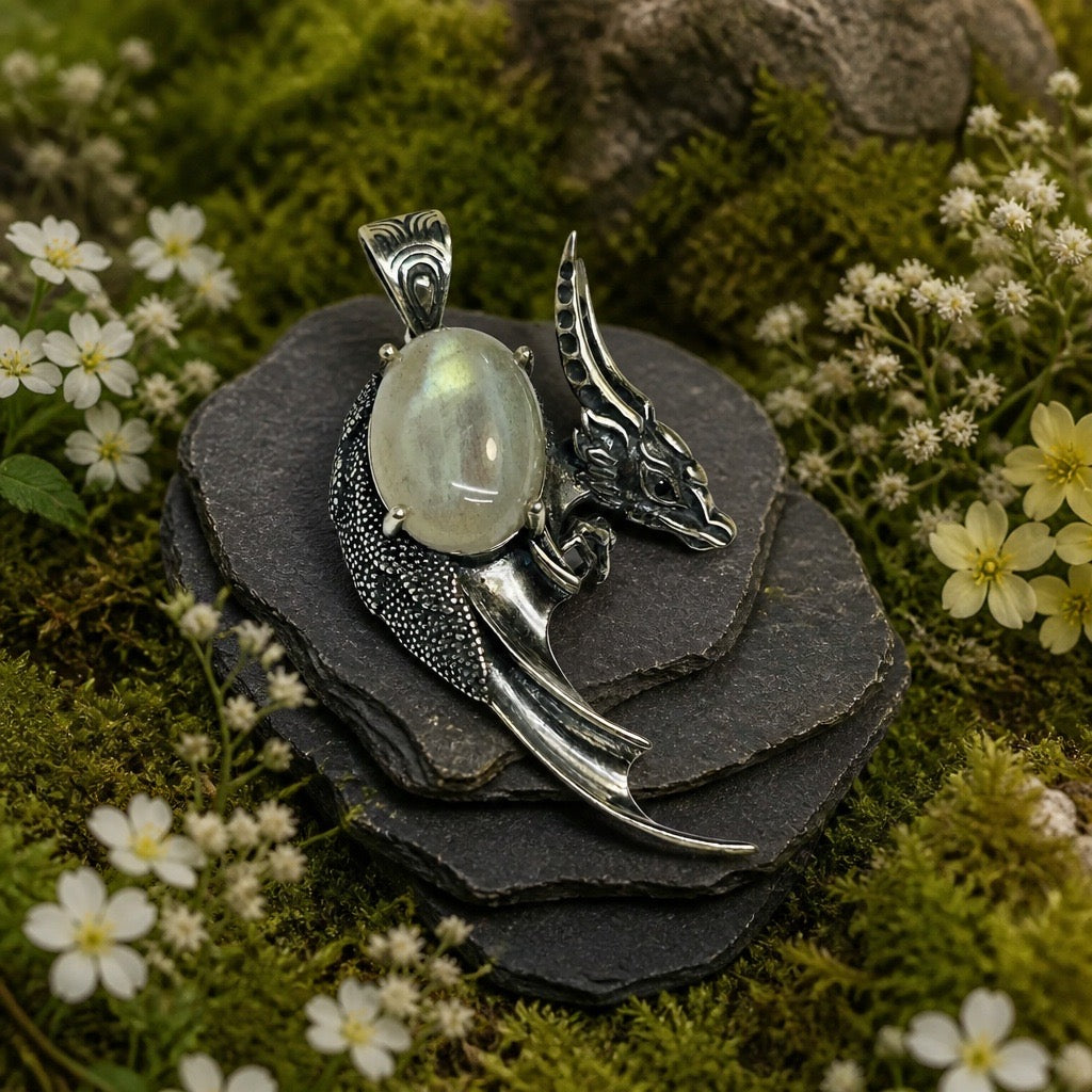 Dragon Pendant with Labradorite - 925 Sterling Silver - Fantasy Gothic Jewellery Celtic Dragon Jewellery