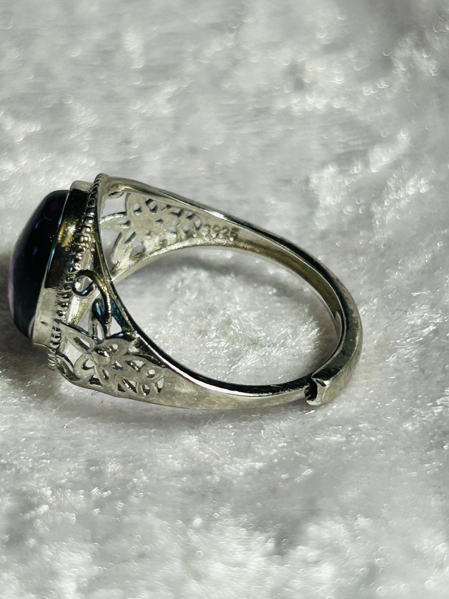 Amethyst Ring with Floral Theme • 925 Sterling Silver • Adjustable • Gift box