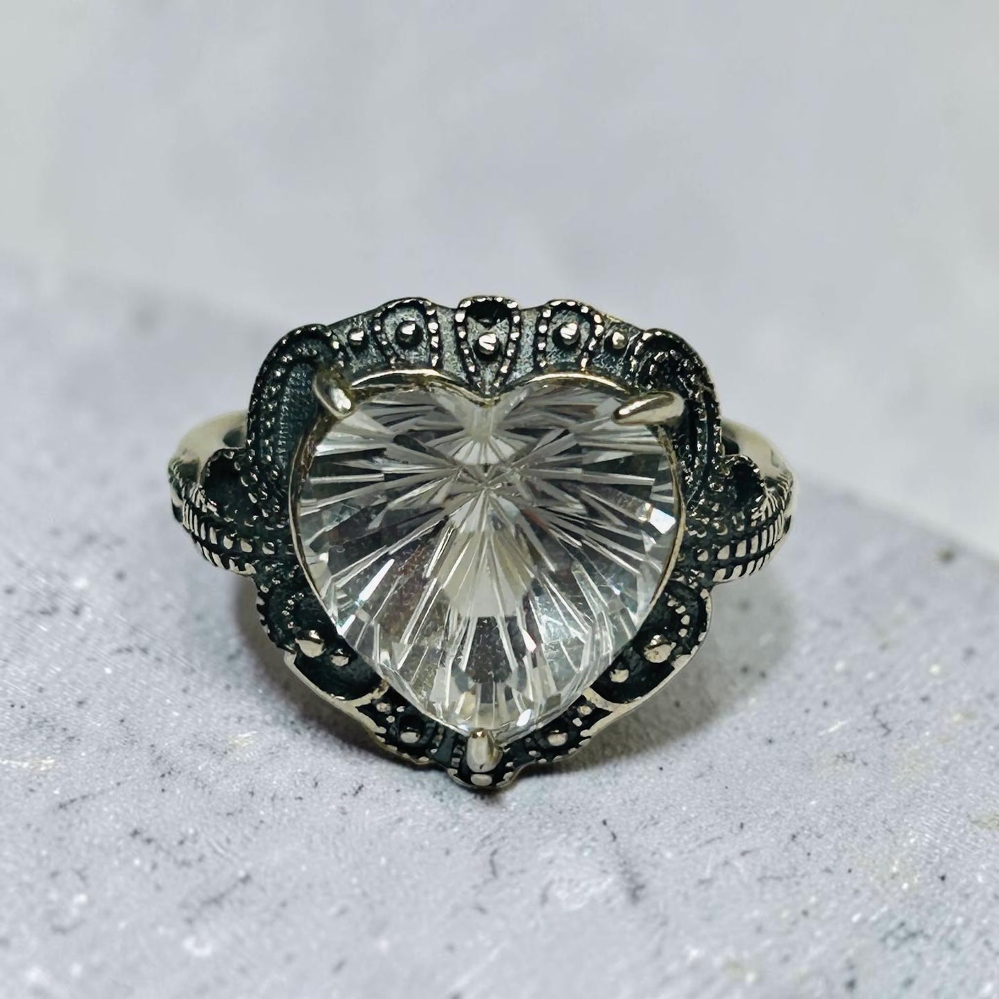925 Silver Clear Quartz Heart Ring • Faceted Gemstone • Adjustable • Giftbox