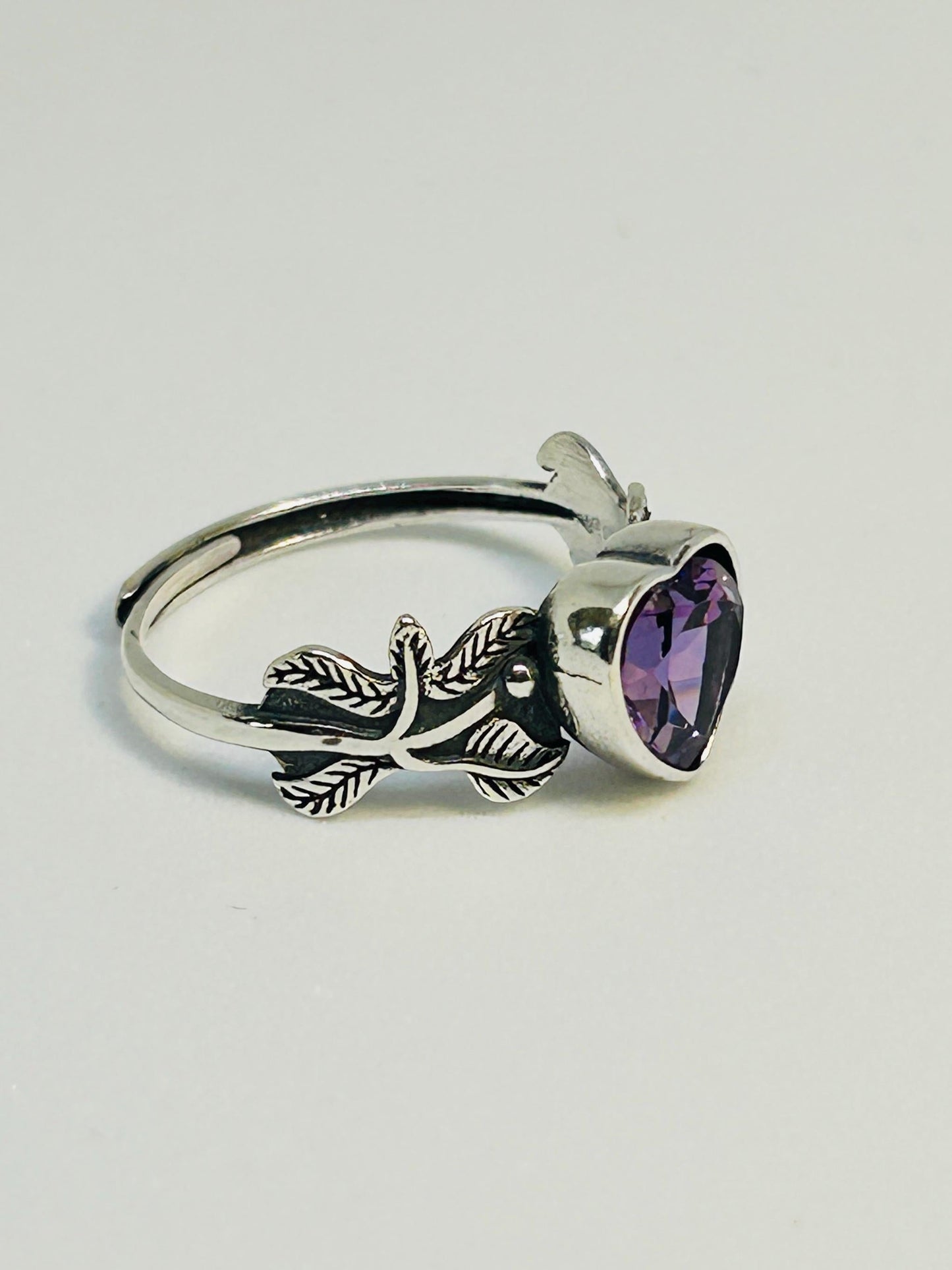 Crystal Heart Ring with Faceted Amethyst Gemstone • 925 Sterling Silver • Adjustable • Gift Box