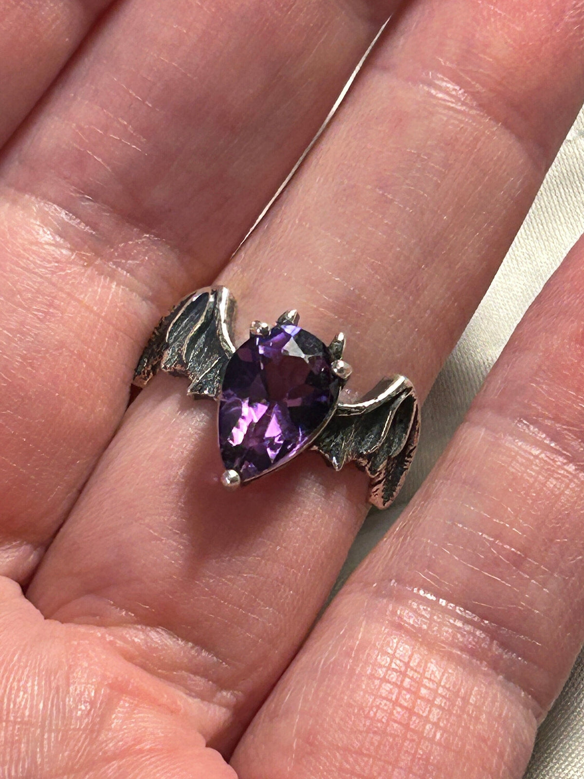 Bat Ring with Amethyst in 925 Sterling Silver & Adjustable Band - Gothic Vampire Jewellery Celtic Dragon Jewellery