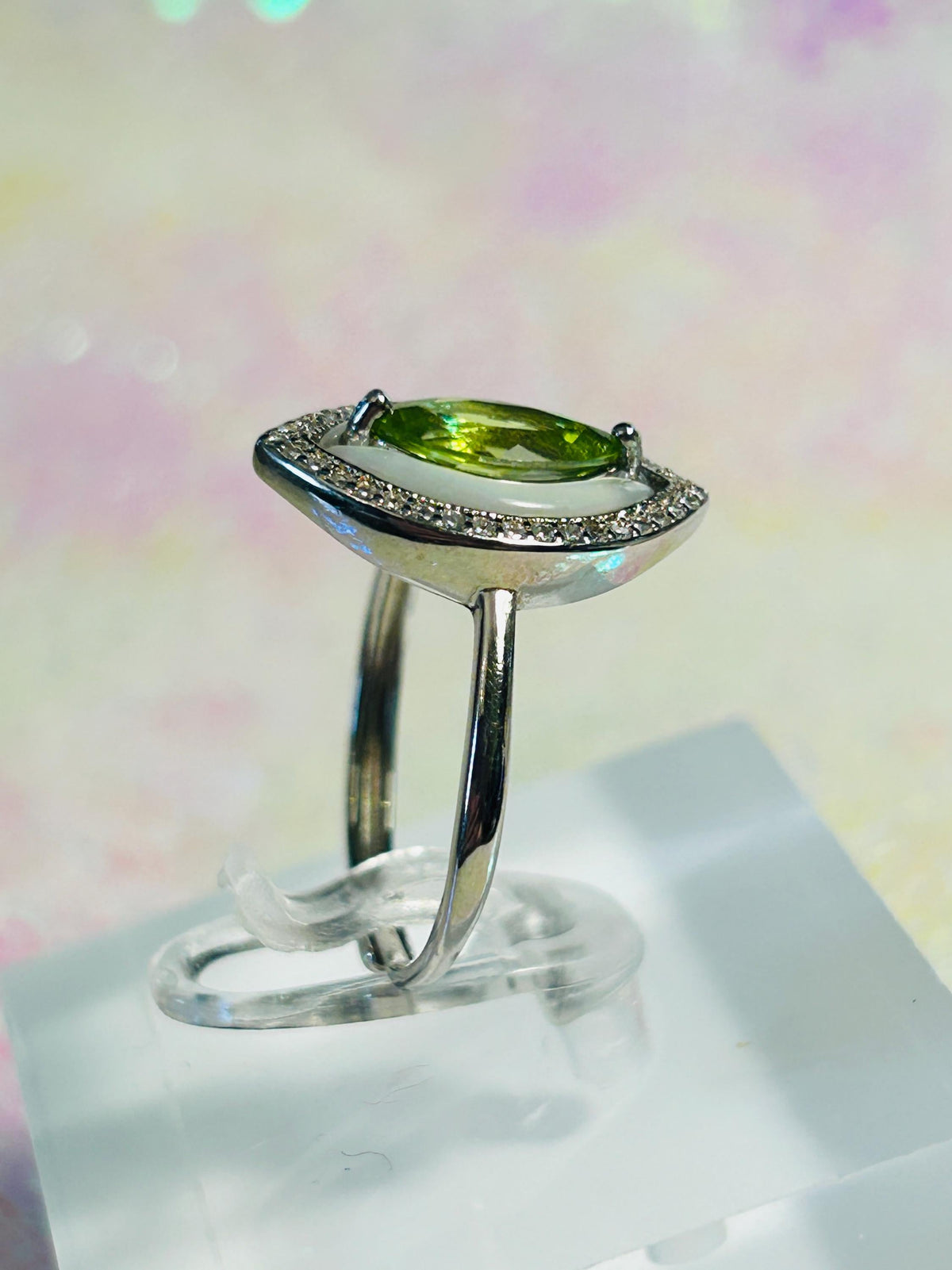 Shell Ring with Marquise Cut Peridot in 925 Sterling Silver - Adjustable Minimalist Jewellery Celtic Dragon Jewellery