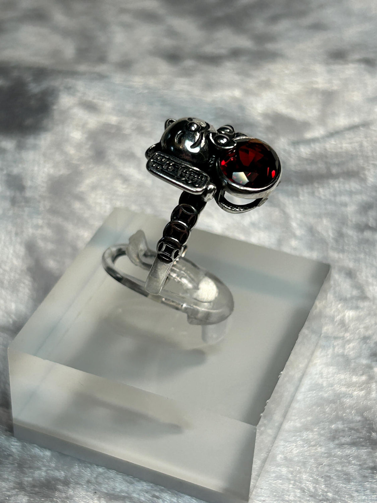 Waving Cat Ring with Red Garnet in 925 Sterling Silver - Adjustable Fortune Cat Jewellery Celtic Dragon Jewellery