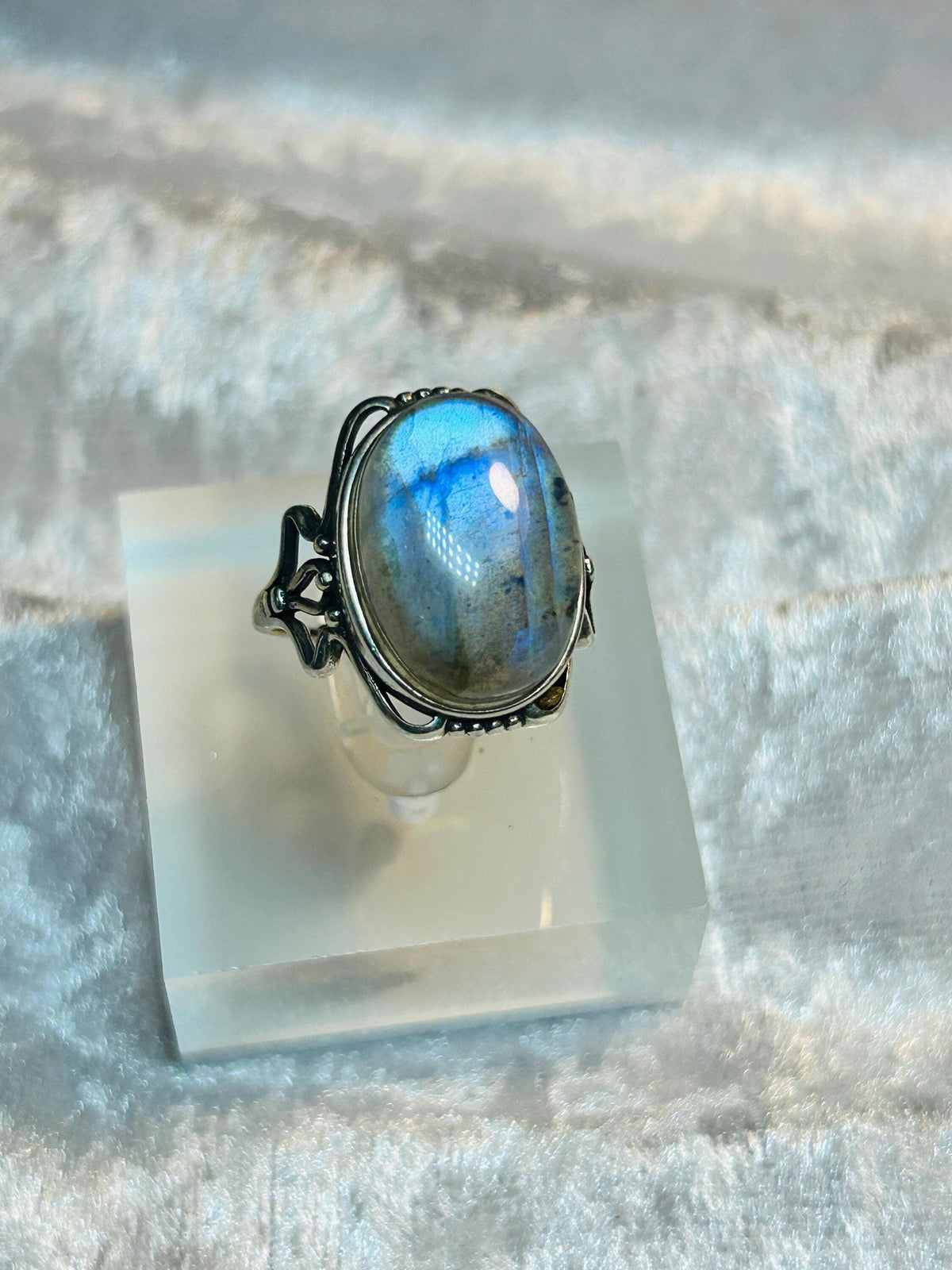 Oval Labradorite Ring in 925 Sterling Silver - Adjustable Filigree Goth Jewellery Celtic Dragon Jewellery