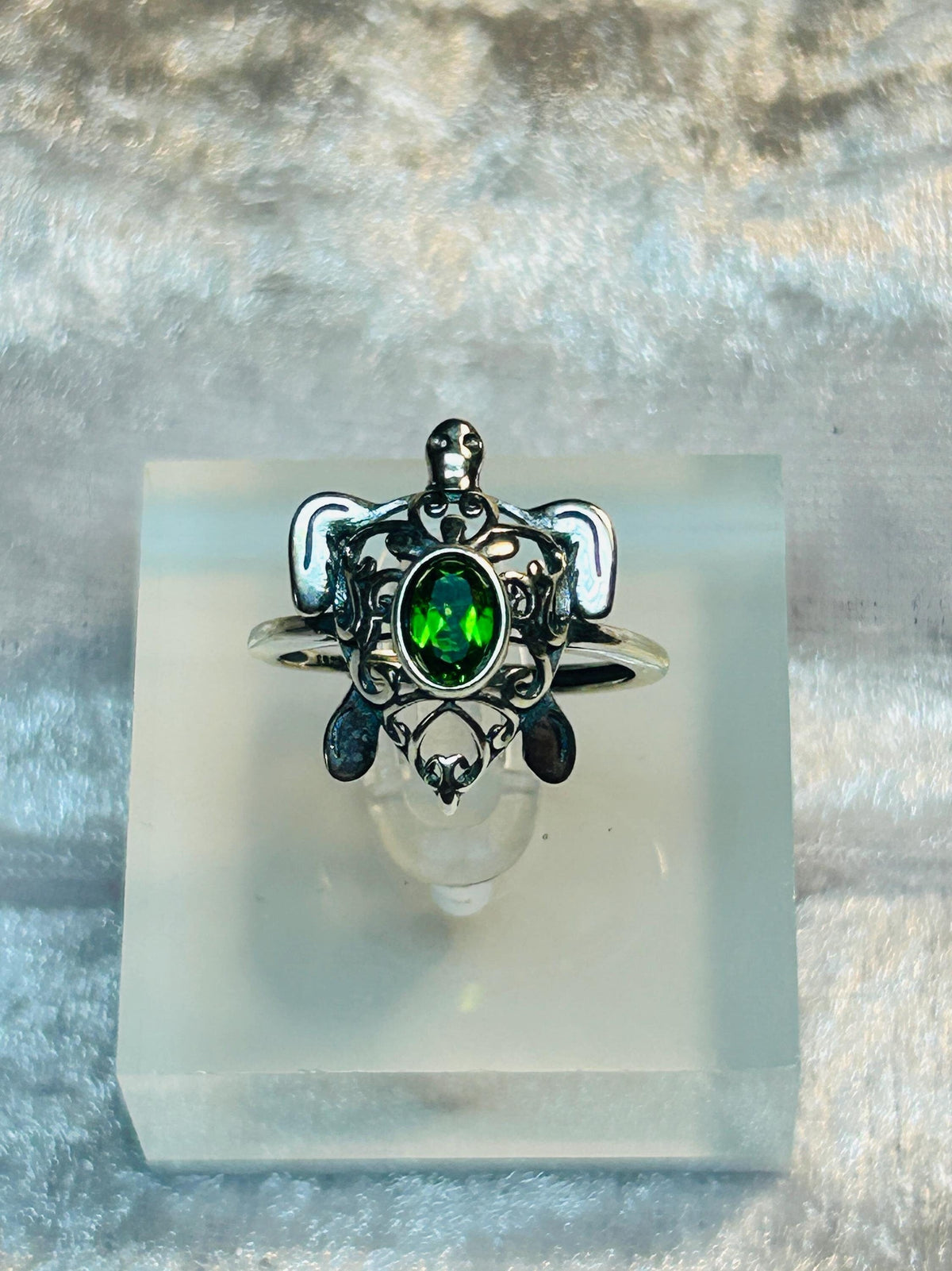 Turtle Ring with Diopside in 925 Sterling Silver, Adjustable Animal Jewellery Celtic Dragon Jewellery