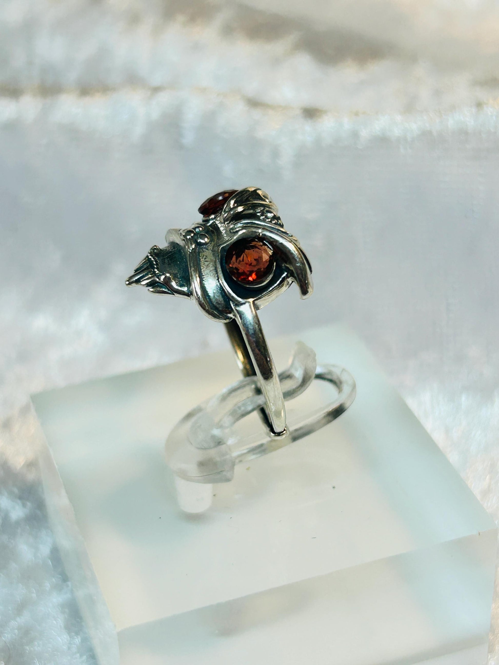 Foo Dog Ring with Garnet Eyes, in 925 Sterling Silver - Adjustable Temple Lion Jewellery Celtic Dragon Jewellery