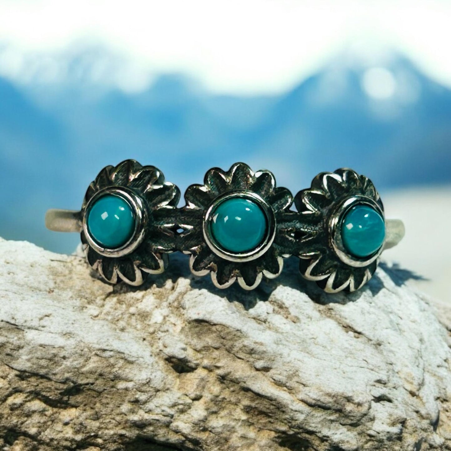 Turquoise Rosette Ring - 925 Sterling Silver - Adjustable Gemstone Jewellery Celtic Dragon Jewellery