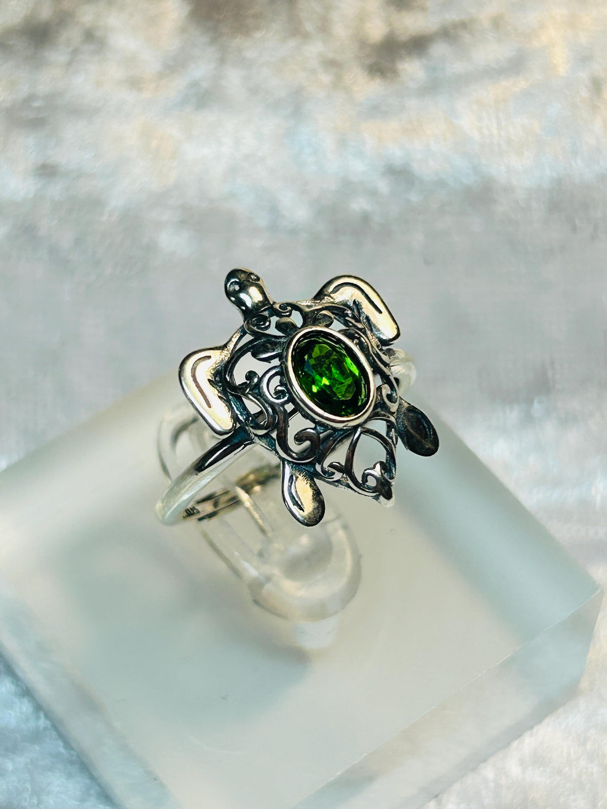 Turtle Ring with Diopside in 925 Sterling Silver, Adjustable Animal Jewellery Celtic Dragon Jewellery