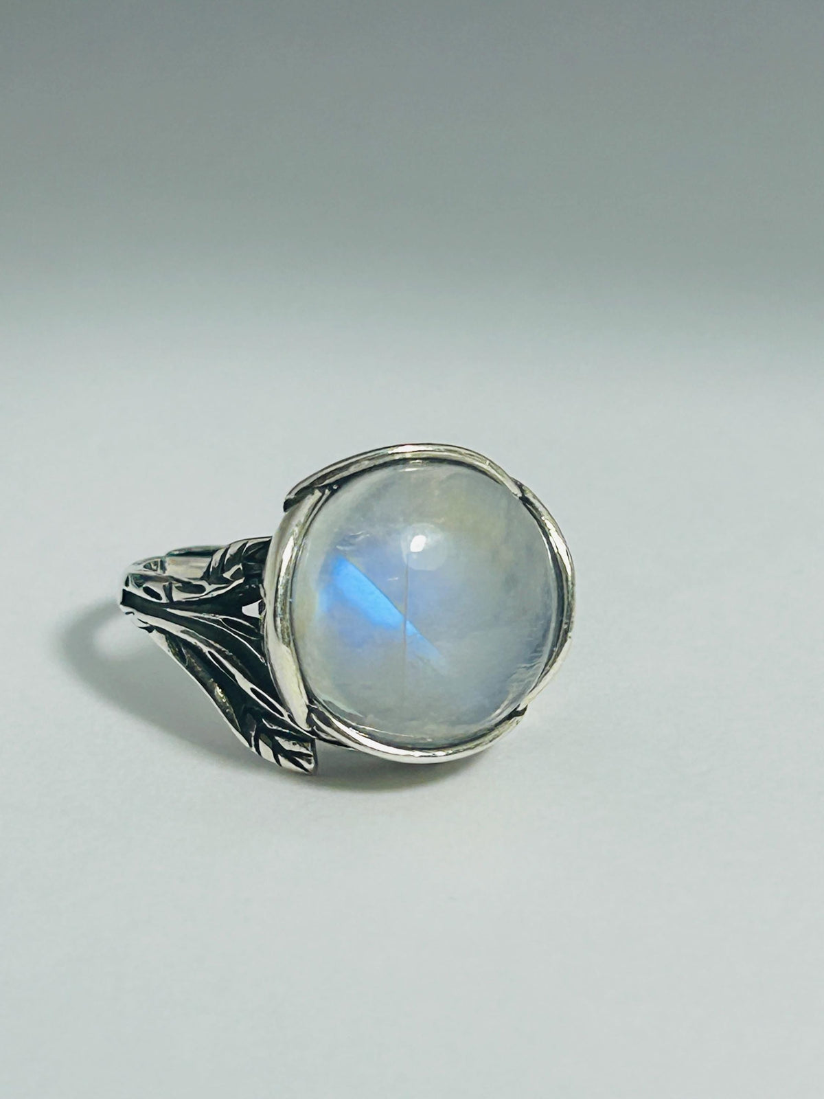 Large Moonstone Ring with Blue Flash in 925 Sterling Silver - Ornate Bohemian Statement Band Celtic Dragon Jewellery