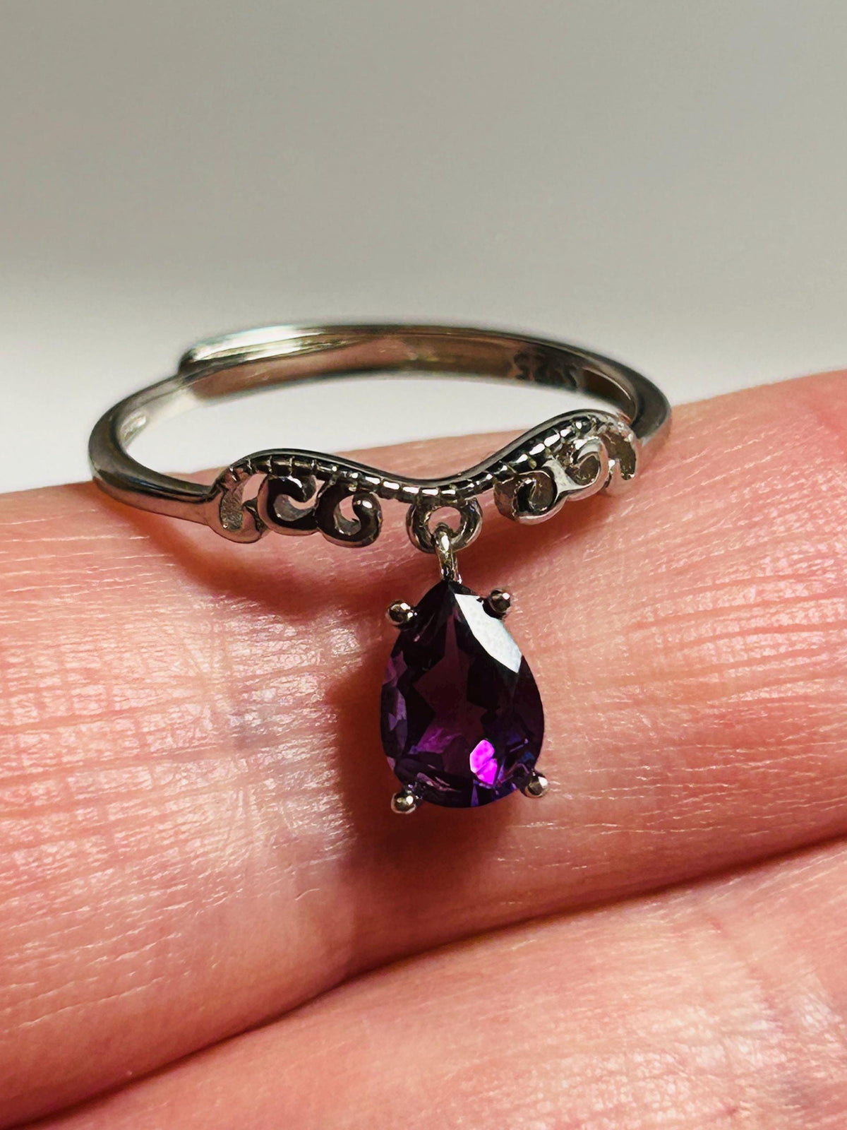 Amethyst Dangle Ring in 925 Sterling Silver - Adjustable Chevron Scroll Goth Jewellery Celtic Dragon Jewellery