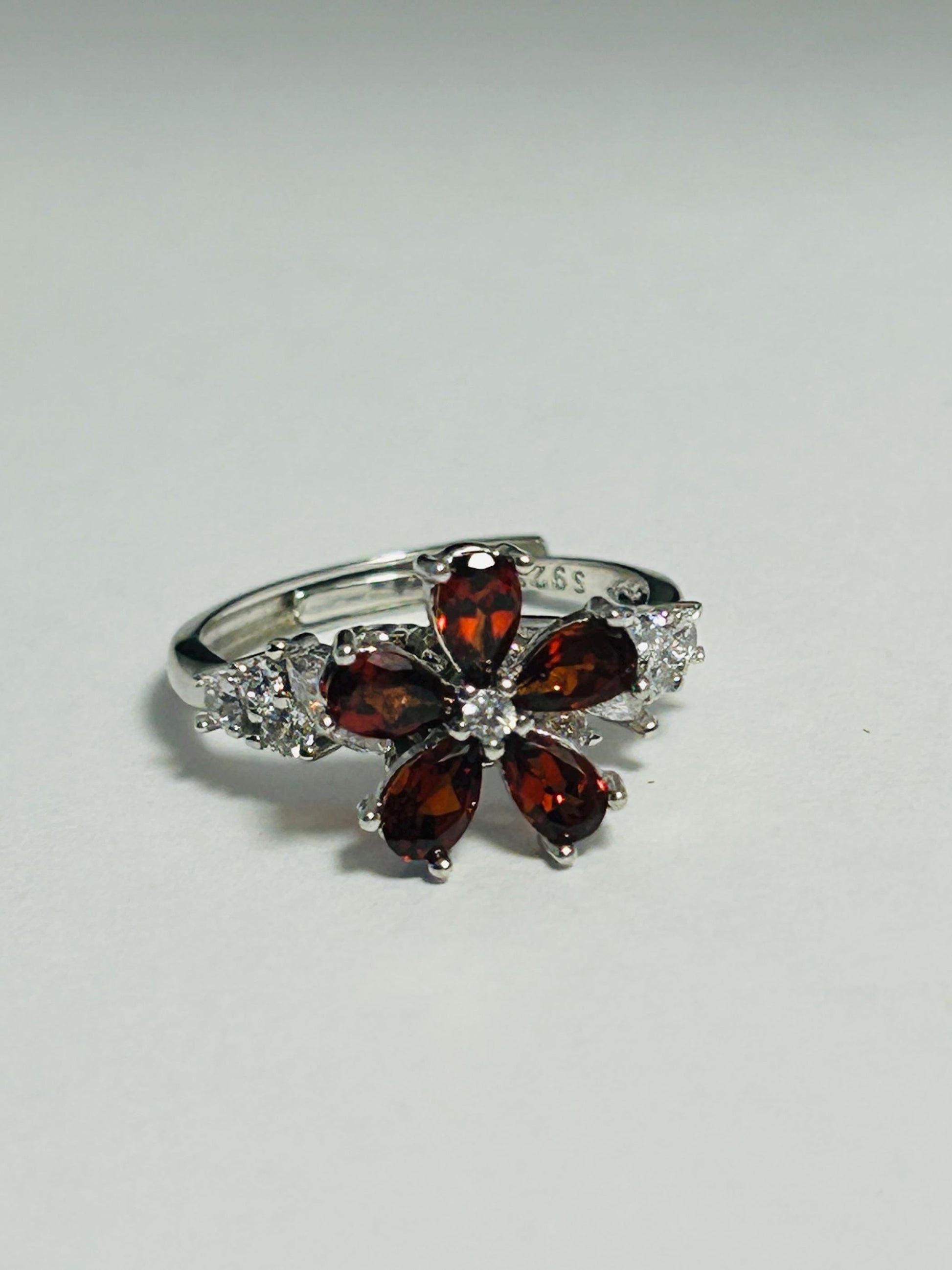 Red Garnet Flower Spinning Ring in 925 Sterling Silver - Motion Fidget Bypass Adjustable Jewellery Celtic Dragon Jewellery