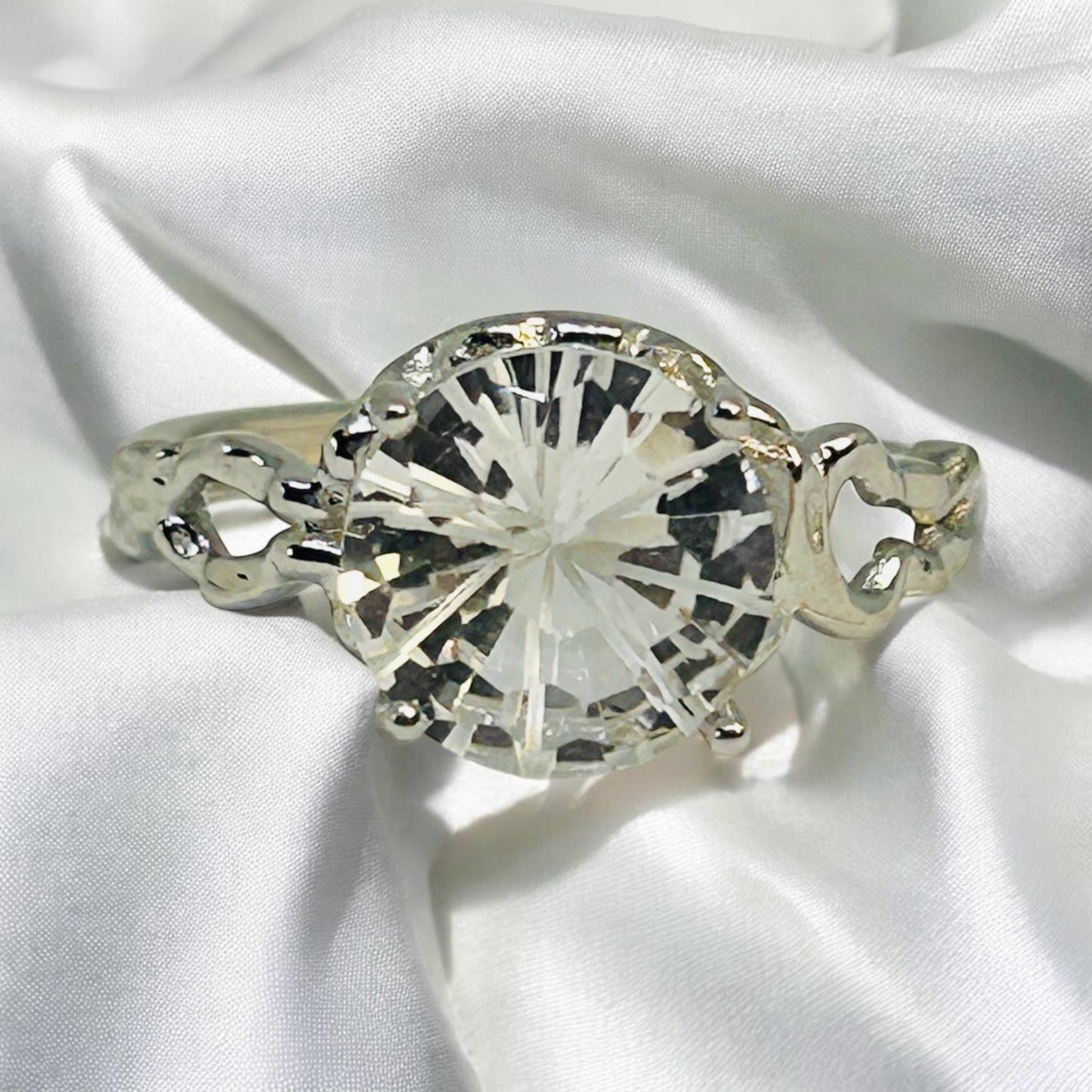 Clear Quartz Ring in 925 Sterling Silver - Adjustable Clear Gemstone Jewellery
