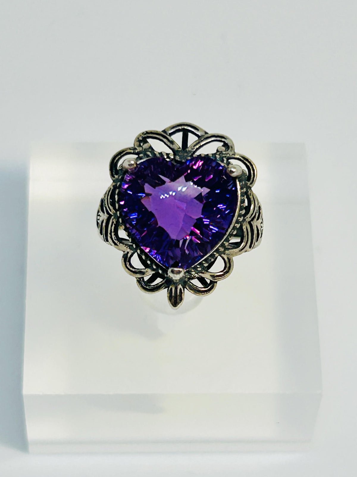 Ornate Heart Ring with Amethyst in 925 Sterling Silver - Adjustable Gothic Romance Jewellery