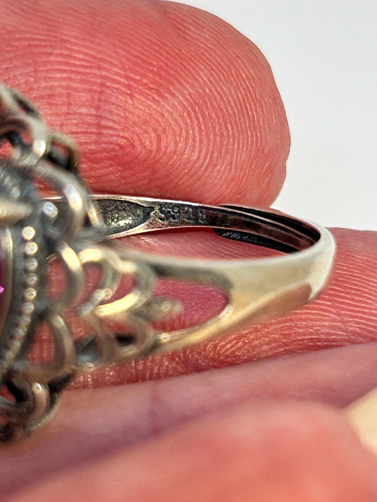 Ornate Heart Ring with Amethyst in 925 Sterling Silver - Adjustable Gothic Romance Jewellery