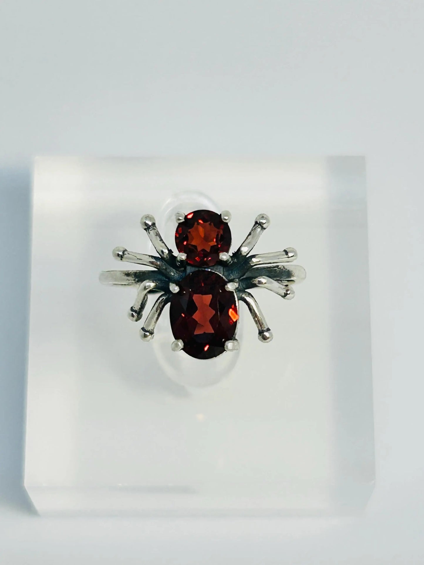 Spider Ring with Red Garnet in 925 Sterling Silver - Adjustable Gothic Jewellery Celtic Dragon Jewellery