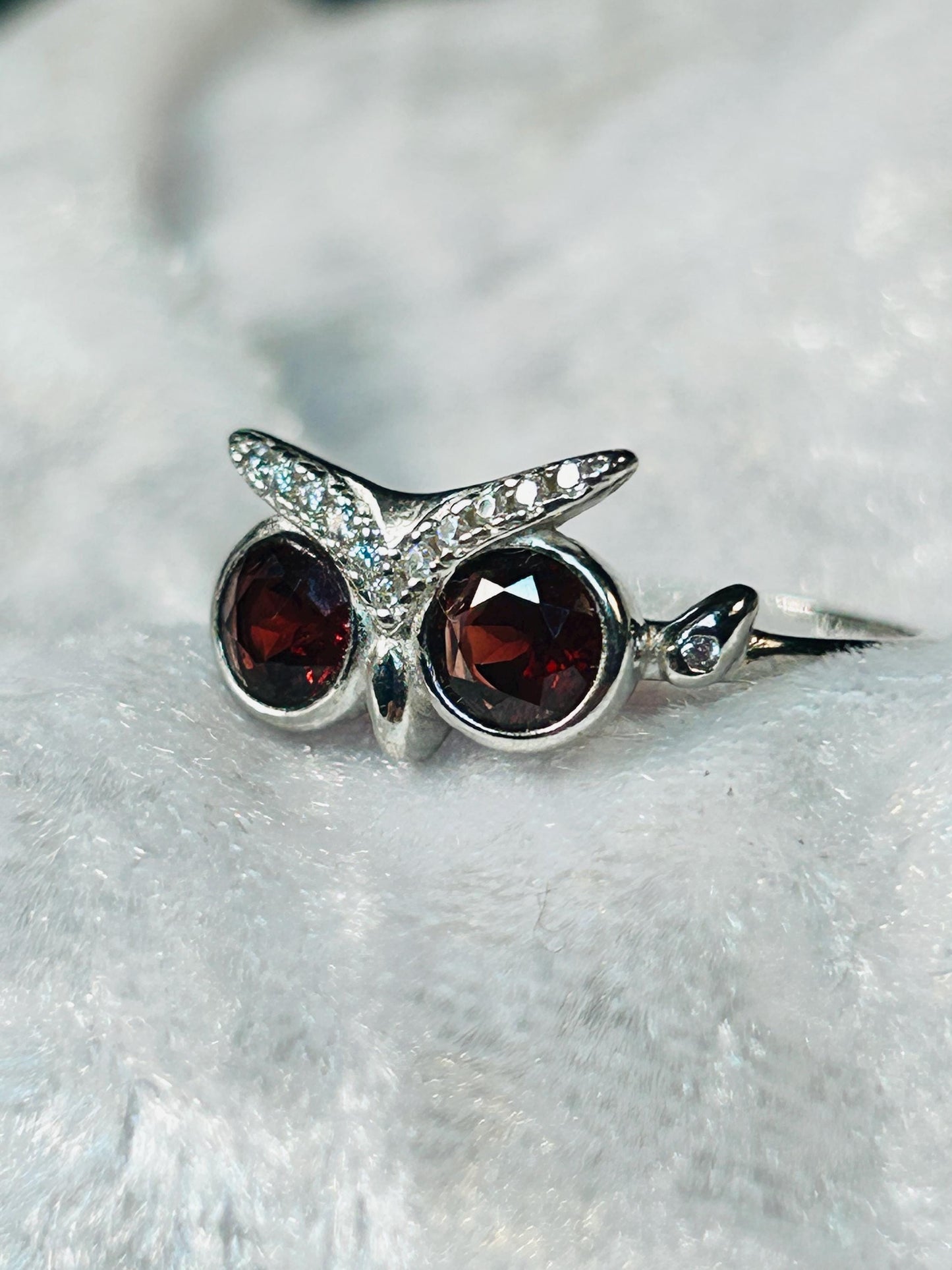 Owl Ring with Garnet Eyes in 925 Sterling Silver - Adjustable Woodland Gothic Jewellery Celtic Dragon Jewellery