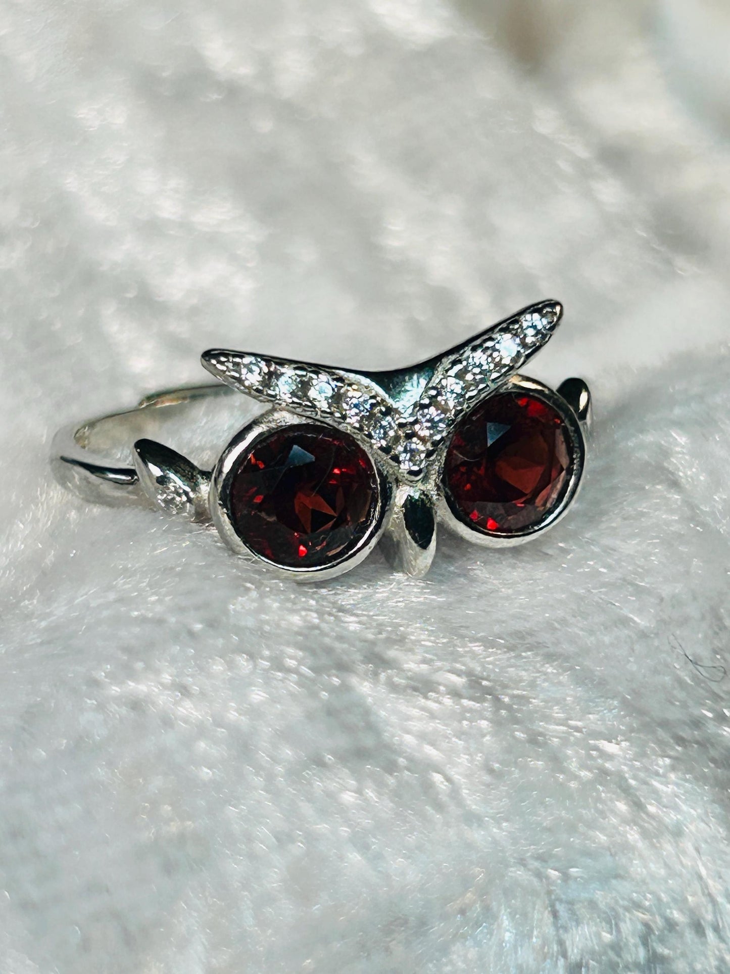 Owl Ring with Garnet Eyes in 925 Sterling Silver - Adjustable Woodland Gothic Jewellery Celtic Dragon Jewellery