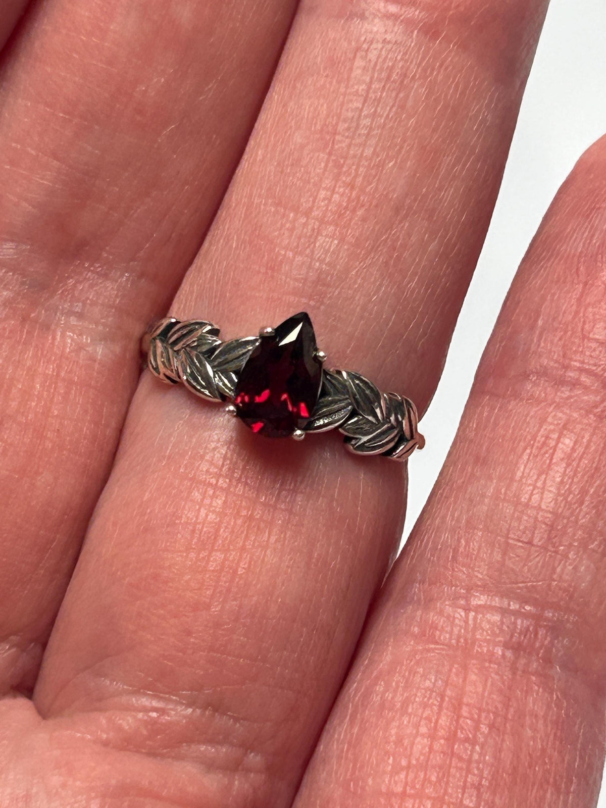 Garnet Teardrop Ring, Leaf Design in 925 Sterling Silver - Adjustable Forest Goth Jewellery Celtic Dragon Jewellery
