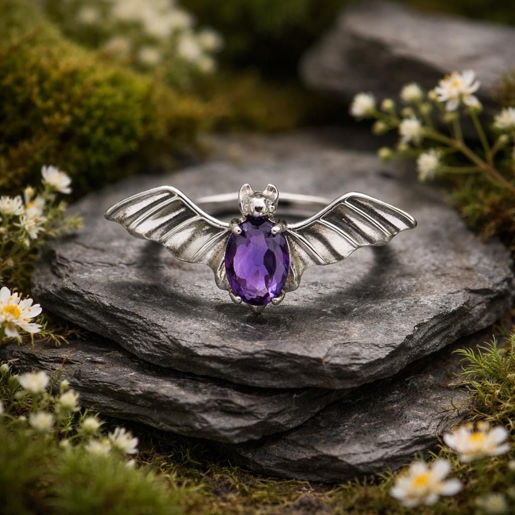 Bat Ring with Amethyst in 925 Sterling Silver - Adjustable Gothic Jewellery Celtic Dragon Jewellery