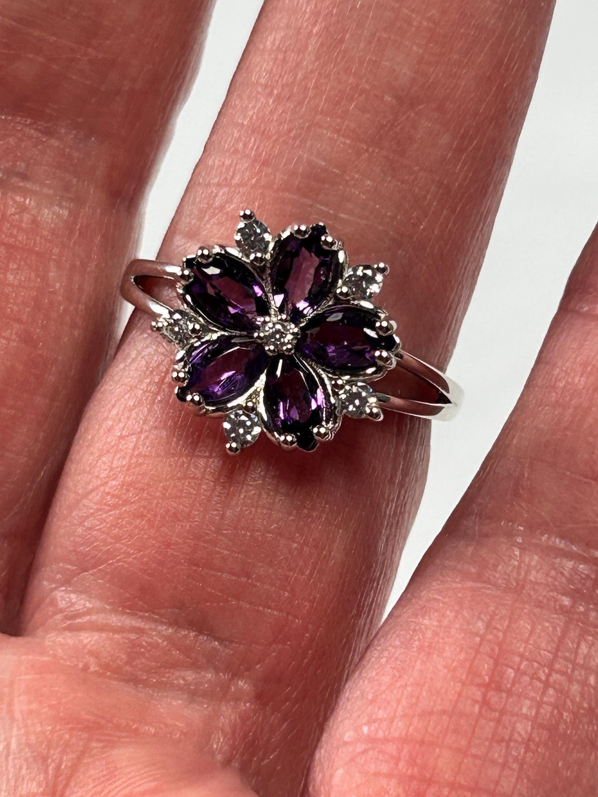 Amethyst Flower Ring in 925 Sterling Silver - Adjustable Purple Blossom Goth Jewellery Celtic Dragon Jewellery