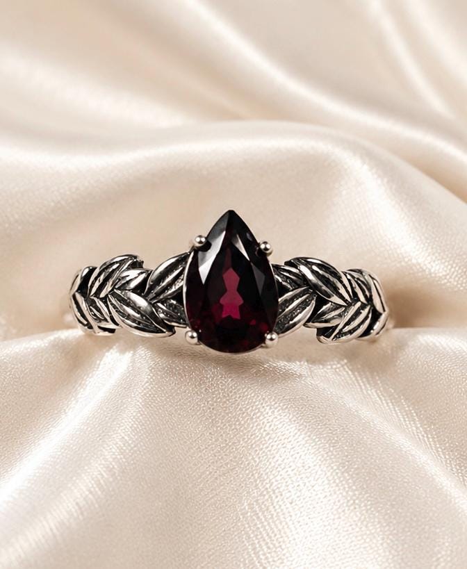 Garnet Teardrop Ring, Leaf Design in 925 Sterling Silver - Adjustable Forest Goth Jewellery Celtic Dragon Jewellery