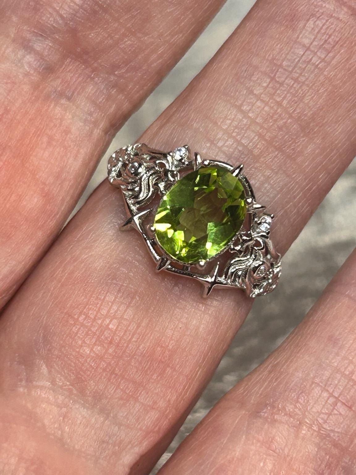 Peridot Ring in 925 Sterling Silver - Adjustable Gothic Jewellery - Ornate Thorn Design Celtic Dragon Jewellery