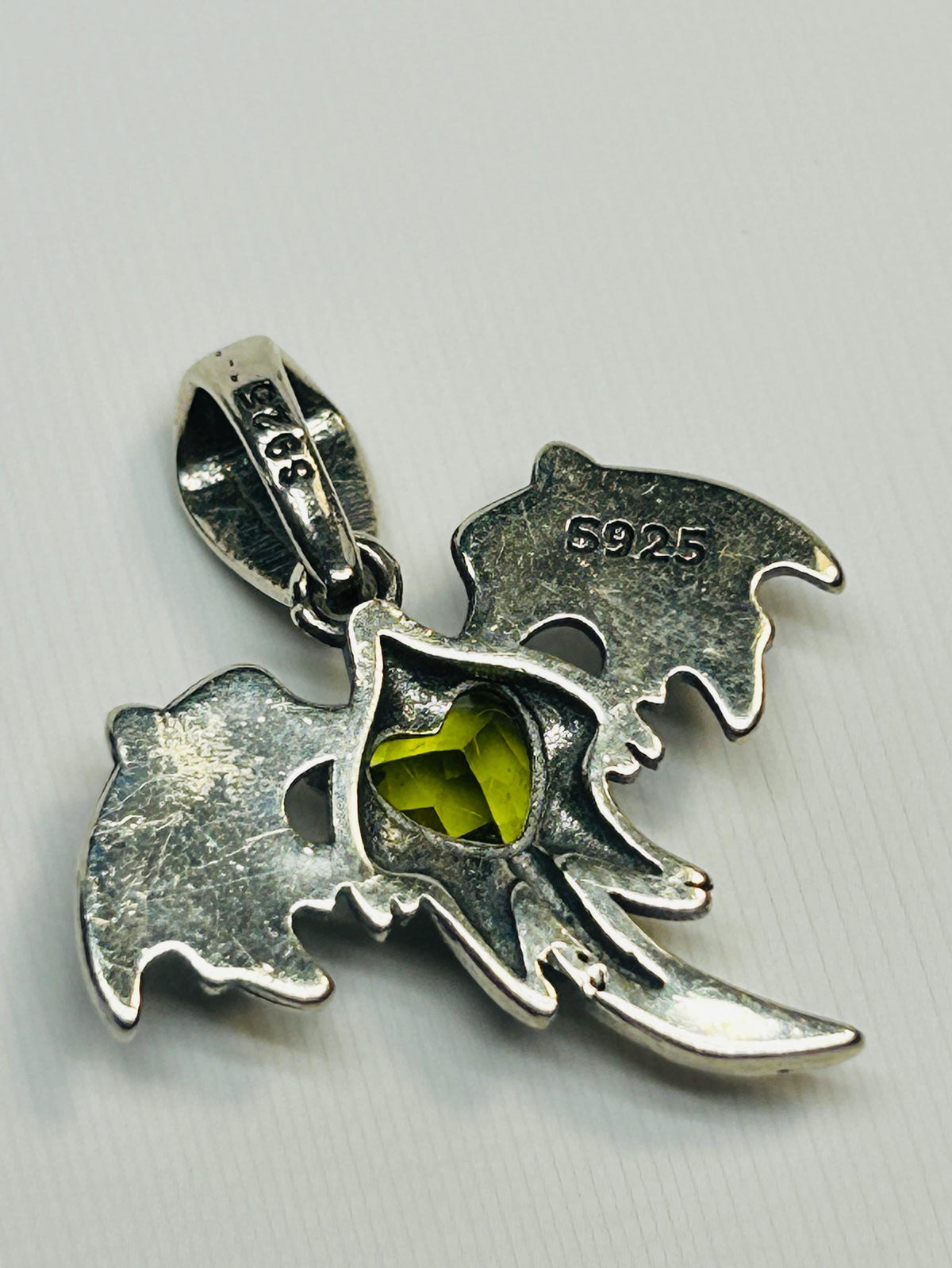 Bat Pendant with Peridot in 925 Sterling Silver - Gothic Fantasy Jewellery Celtic Dragon Jewellery