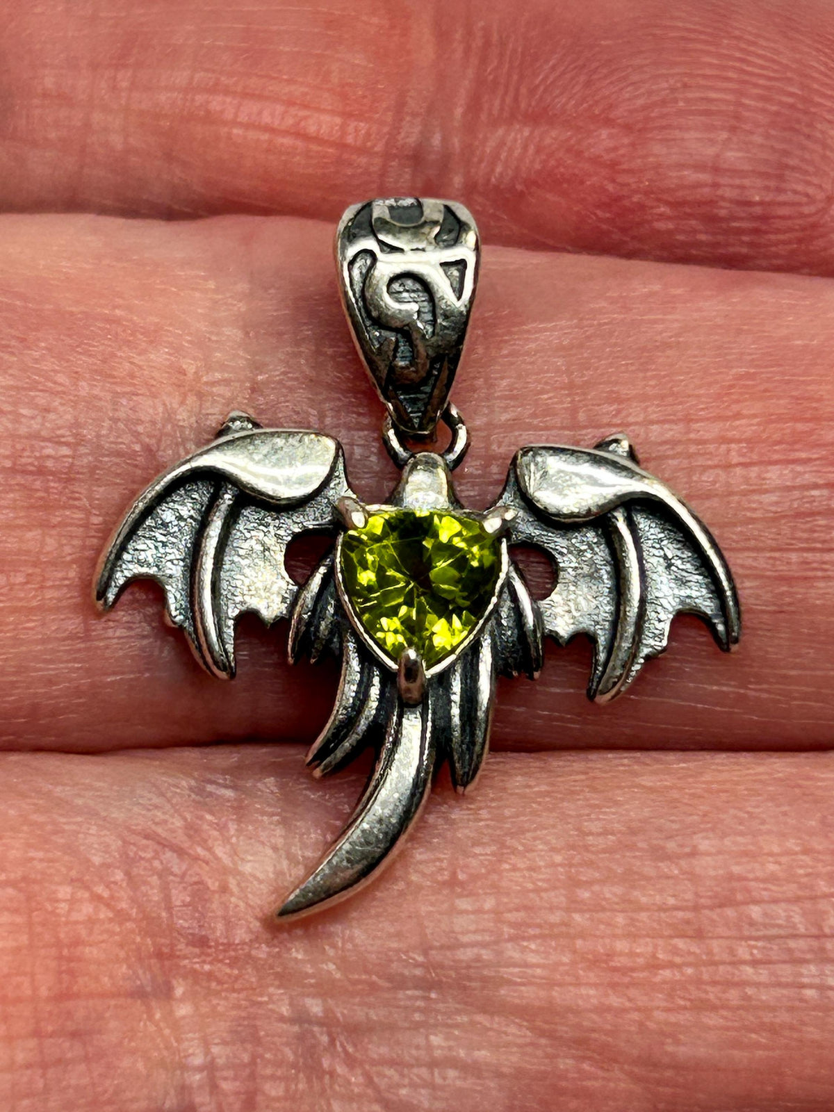 Bat Pendant with Peridot in 925 Sterling Silver - Gothic Fantasy Jewellery Celtic Dragon Jewellery