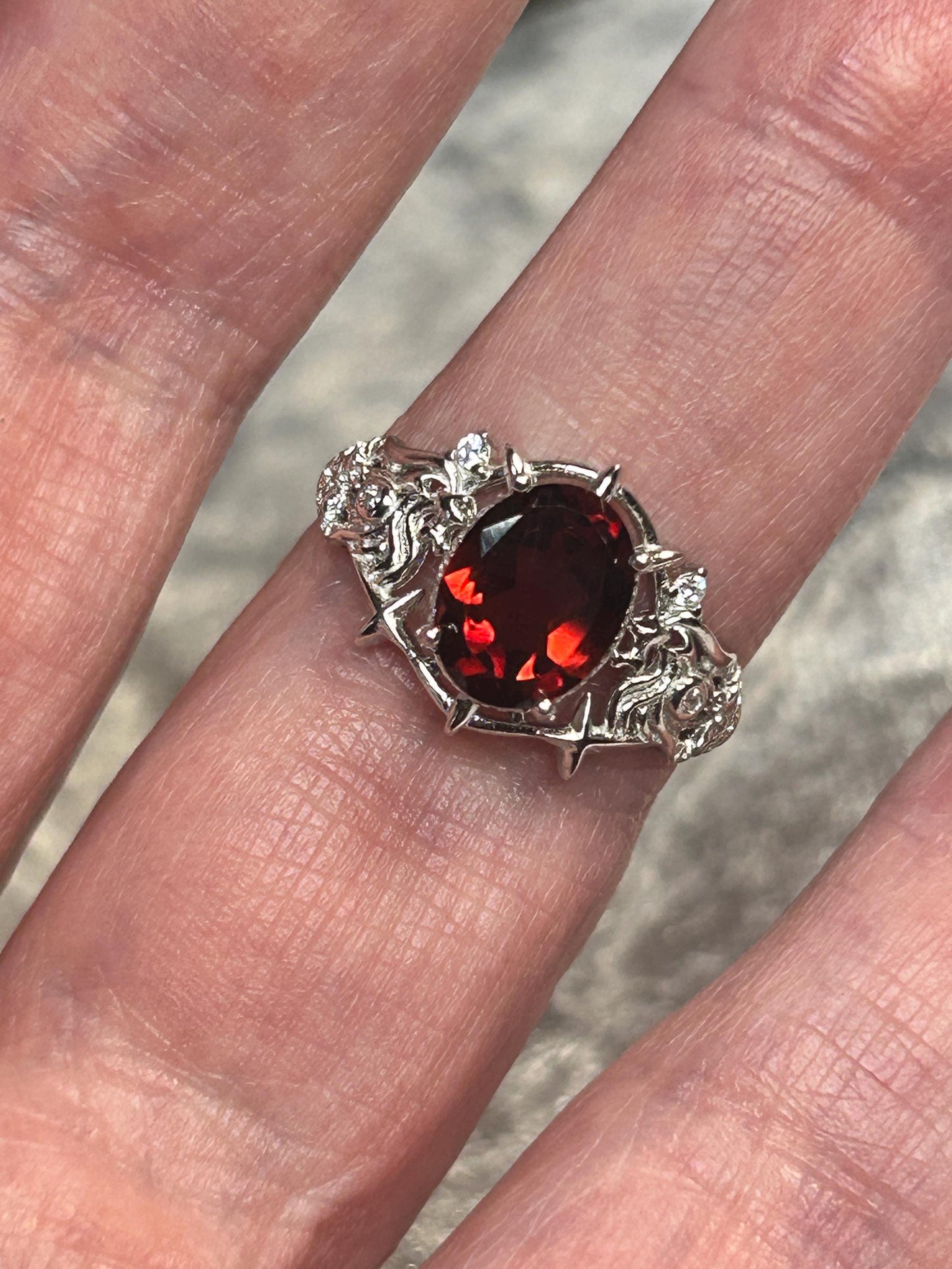 Red Garnet Ring in 925 Sterling Silver - Adjustable Gothic Jewellery - Ornate Thorn Design Celtic Dragon Jewellery