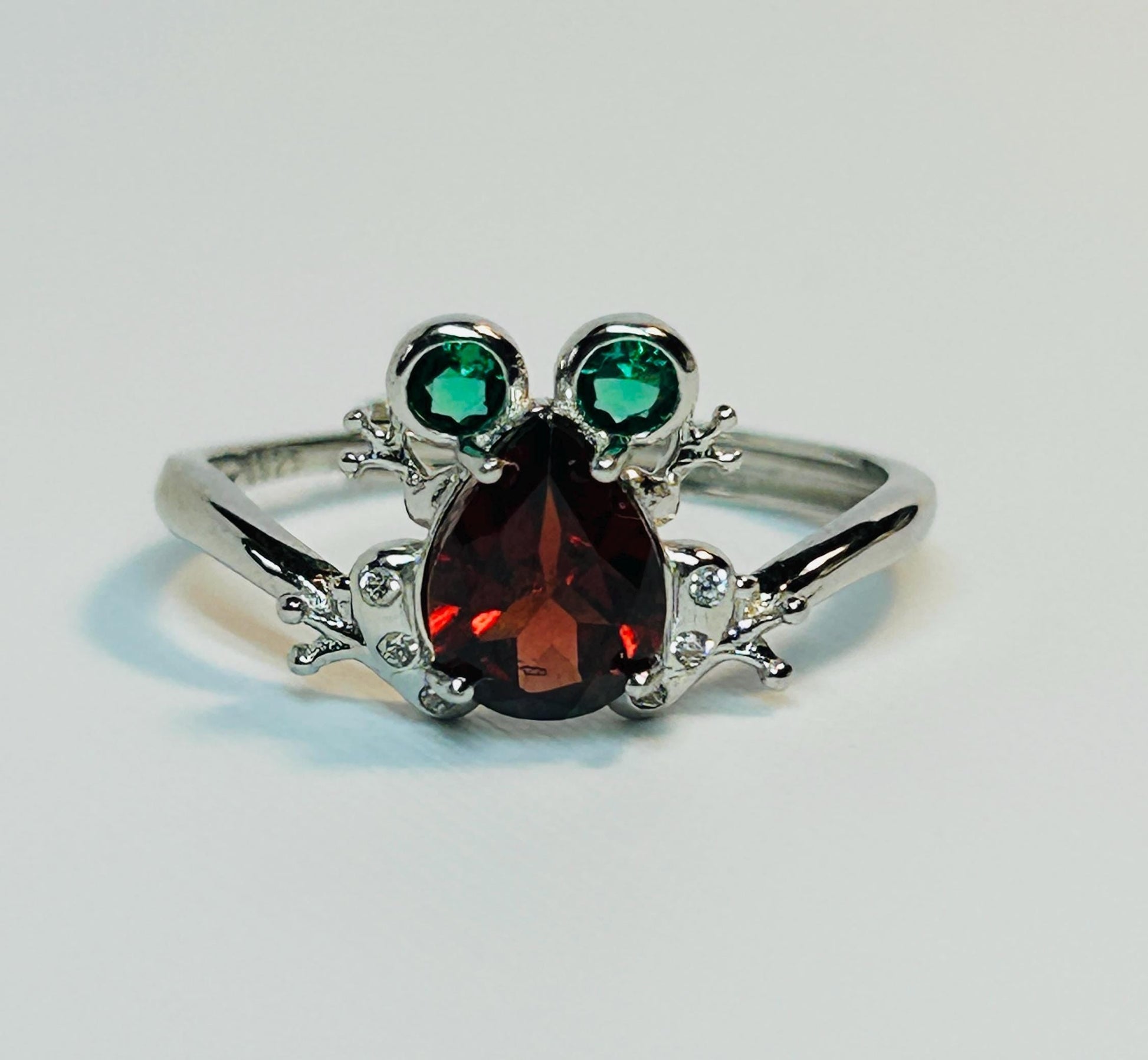 Frog Ring: 925 Sterling Silver, Amethyst or Garnet Gemstone, Green CZ Eyes, Adjustable Jewellery Celtic Dragon Jewellery