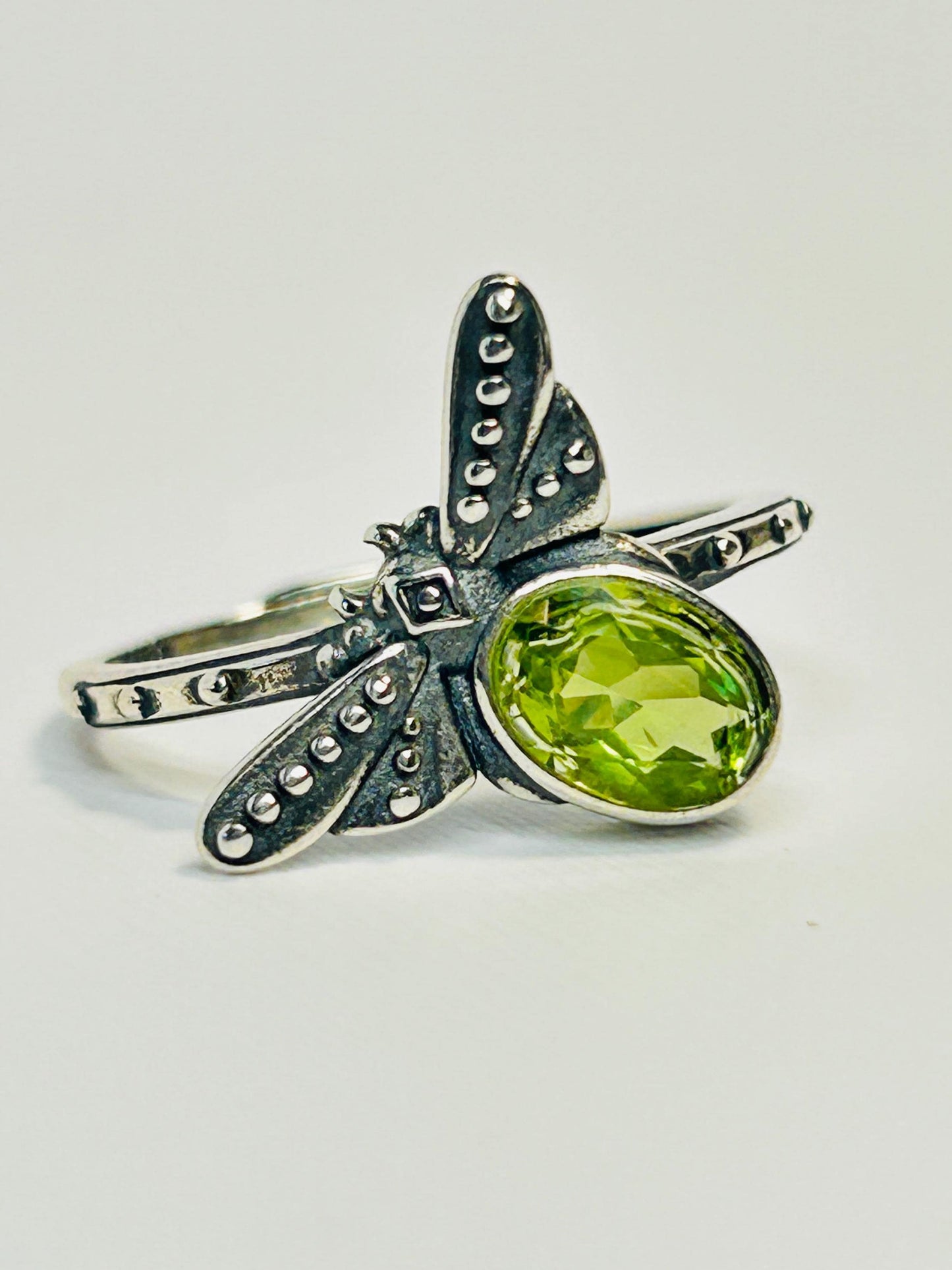 Dragonfly Ring with Peridot in 925 Sterling Silver - Adjustable Nature Jewellery Celtic Dragon Jewellery